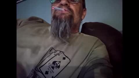 baddevil_dog online show from October 21, 6:00 pm