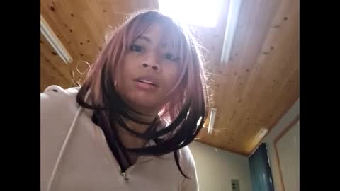 baddiee18 online show from February 18, 9:31 pm