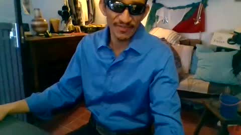 Mexican livin Off the Wall online show from February 27, 4:10 pm