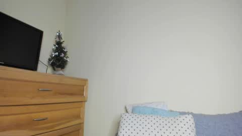 Name online show from December 10, 2:06 pm