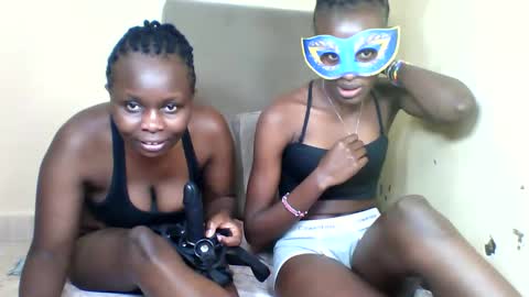 bads_hornies online show from November 25, 2:54 am