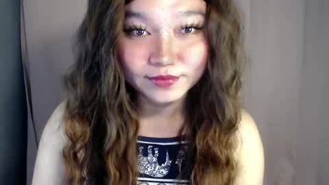 april online show from November 5, 9:50 pm