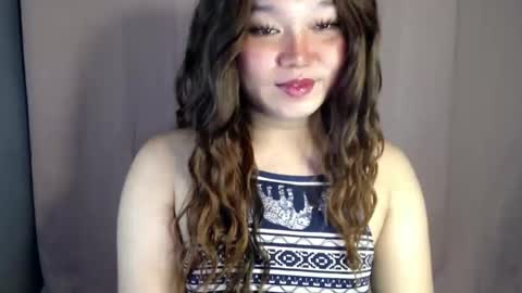 april online show from October 31, 6:30 pm