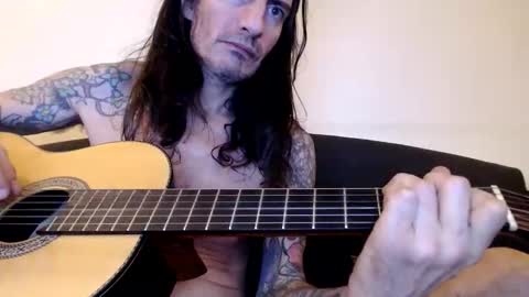 Bailey online show from February 9, 2:37 am