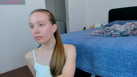 Kira online show from May 6, 5:19 pm