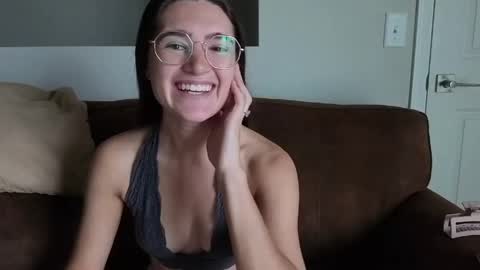 bambifarrina online show from April 27, 3:31 pm