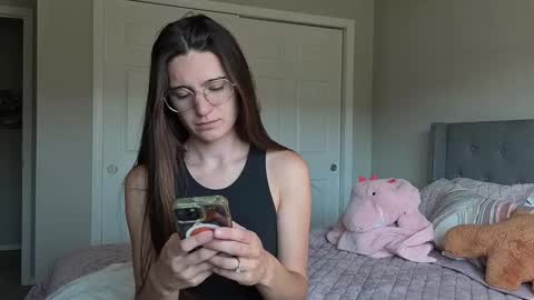 bambifarrina online show from September 29, 8:19 pm