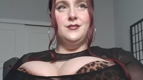bambixxlynn online show from June 27, 1:11 am