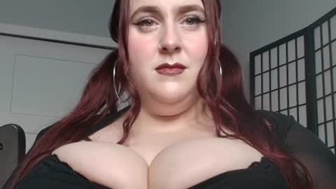 bambixxlynn online show from July 13, 12:36 am