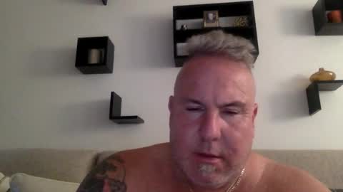 banana5289 online show from June 16, 8:46 pm