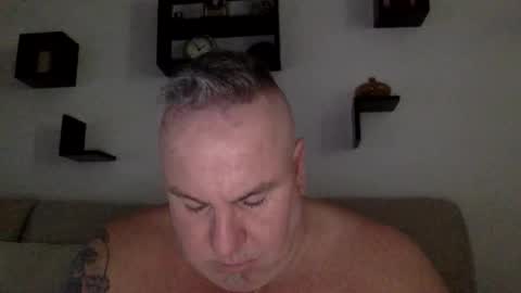 banana5289 online show from May 14, 9:02 pm
