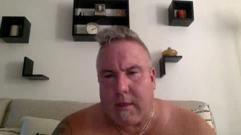 banana5289 online show from July 2, 7:08 pm