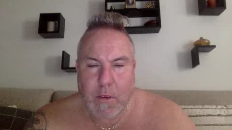 banana5289 online show from April 29, 8:02 pm