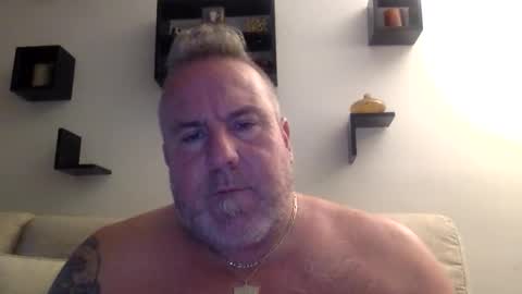 banana5289 online show from May 2, 11:05 am