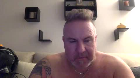 banana5289 online show from March 6, 8:37 pm