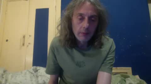 Snapshot of bangintoleather chatting on March 7, 3:08 am bangintoleather online show from March 7, 3:08 am