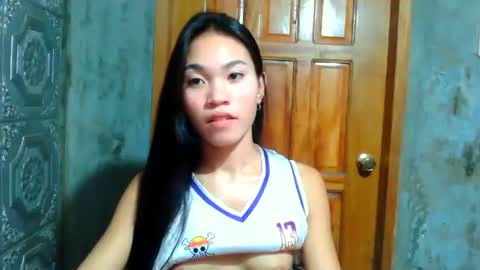 baninay810654 online show from June 25, 3:03 am