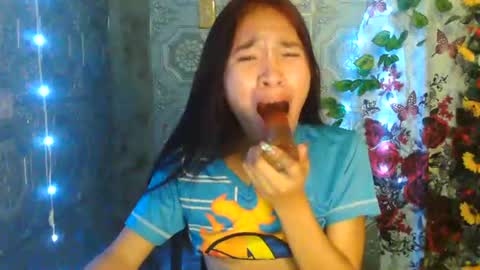 baninay810654 online show from August 5, 1:13 am