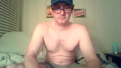 Snapshot of banksysmash chatting on October 19, 3:44 am Jay online show from October 19, 3:44 am