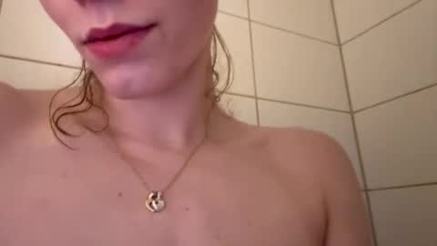 charliejones online show from November 9, 11:07 pm