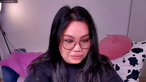 Barbie Kim online show from May 2, 3:56 am