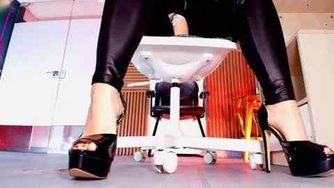 Barbara online show from June 12, 12:04 pm