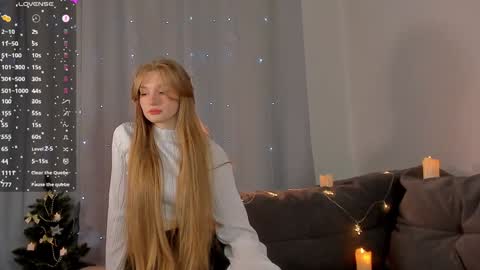 Kendall online show from December 18, 10:02 pm