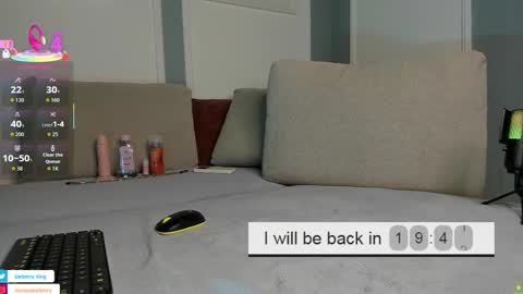Snapshot of barberryx chatting on October 12, 7:23 am ENRIQUE online show from October 12, 7:23 am