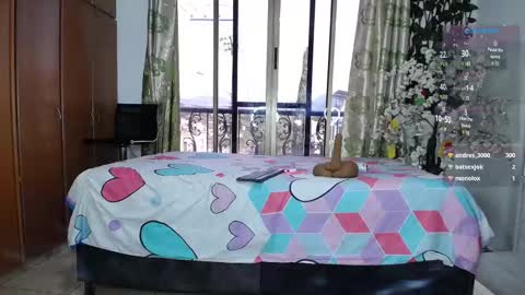 Barbiefoxx online show from December 17, 8:37 pm