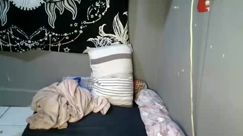 sexattackxxx online show from April 24, 6:43 pm