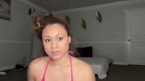 chicka online show from January 13, 4:20 am