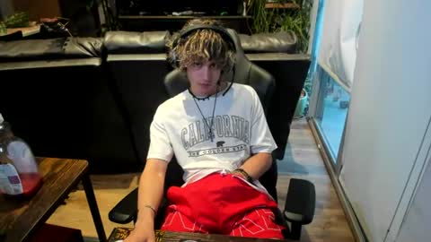 ryan online show from June 20, 1:23 am