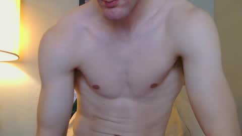 basicallyjustmee online show from March 14, 9:30 pm