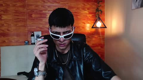 Snapshot of bastiaan_28 chatting on February 8, 3:30 am Bastian online show from February 8, 3:30 am