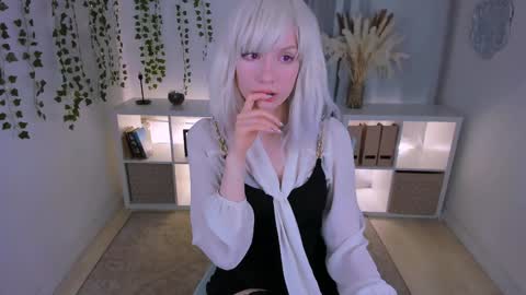 Ask me  online show from January 19, 10:49 pm