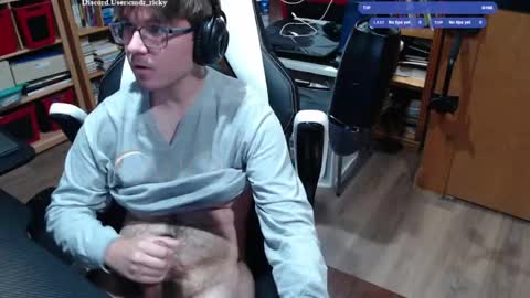 Ricky online show from June 7, 3:28 pm