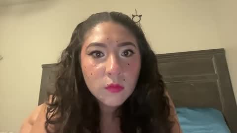 baybeegerrl online show from December 6, 1:46 am