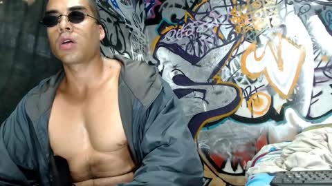 Snapshot of bbc_monster1 chatting on February 27, 11:04 pm Justin online show from February 27, 11:04 pm