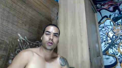 Snapshot of bbc_monster1 chatting on October 16, 11:14 pm Justin online show from October 16, 11:14 pm