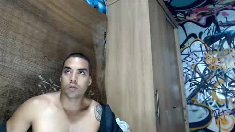 Snapshot of bbc_monster1 chatting on October 15, 12:03 am Justin online show from October 15, 12:03 am