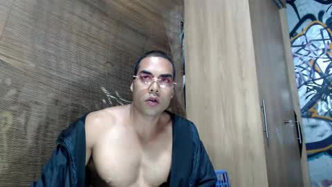 Snapshot of bbc_monster1 chatting on September 27, 11:46 pm Justin online show from September 27, 11:46 pm