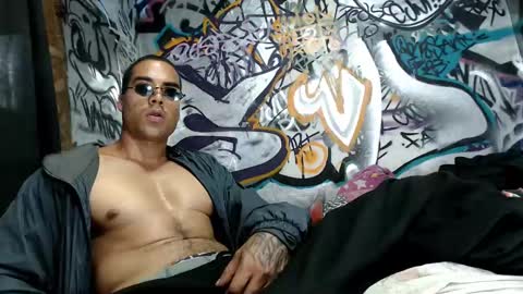 Snapshot of bbc_monster1 chatting on February 28, 5:26 pm Justin online show from February 28, 5:26 pm