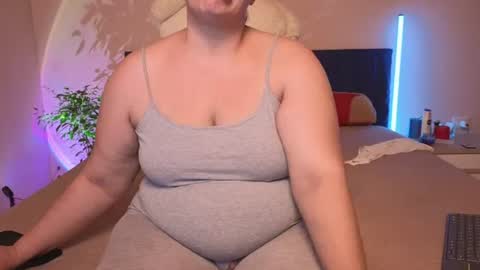 Love online show from July 19, 10:12 pm