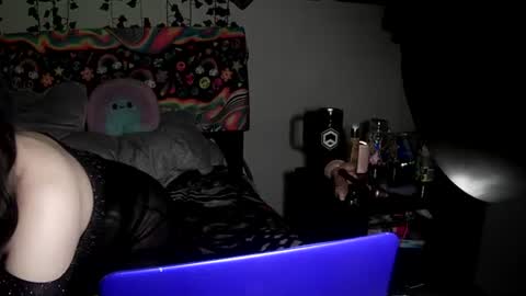 bbyslugggg online show from July 3, 7:35 am