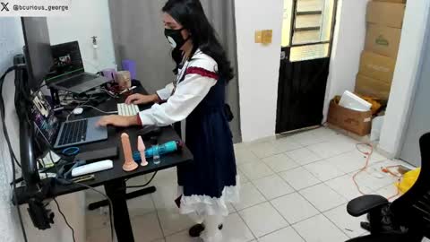 Snapshot of bcurious_george chatting on September 17, 6:33 pm bcurious_george online show from September 17, 6:33 pm