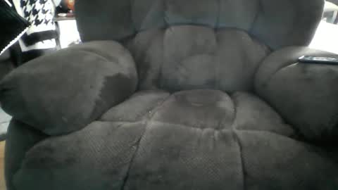 beachguy38 online show from September 13, 1:46 pm