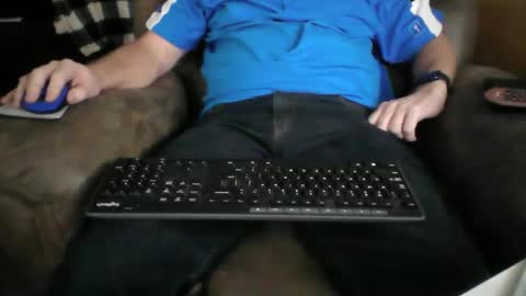 beachguy38 online show from December 21, 8:43 pm