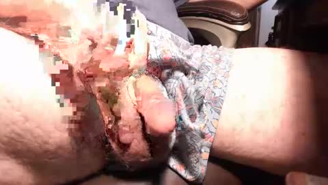 bearbuffet_ online show from January 4, 11:11 am