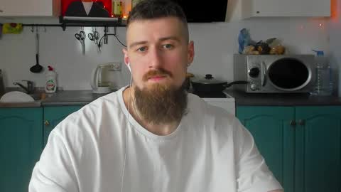 Zeus online show from December 8, 7:32 pm