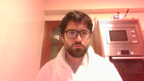 bearmen3107 online show from May 14, 7:06 am